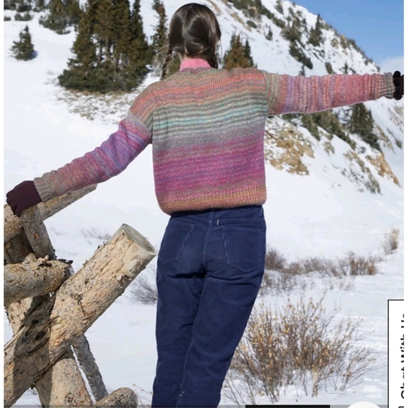 Kendall & Kylie~Colorful Cropped Knit Crew Neck Oversized Sweater - Picture 2 of 15